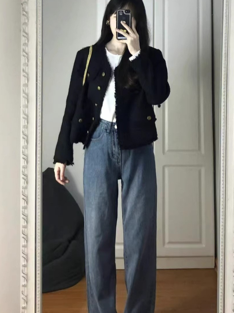 Autumn and Winter Black Jacket - огляд і ціна Winter Clothing Pictures
